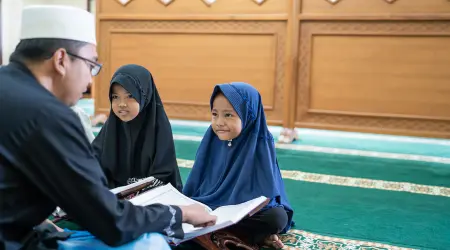 Aplicaciones para enseñar religión a los niños de manera interactiva